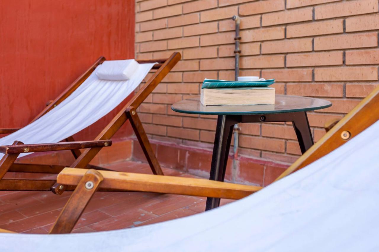 Dimora Buono Apartment Алмерия Екстериор снимка