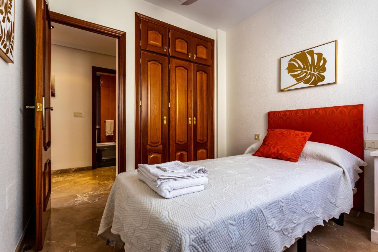 Dimora Buono Apartment Алмерия Екстериор снимка