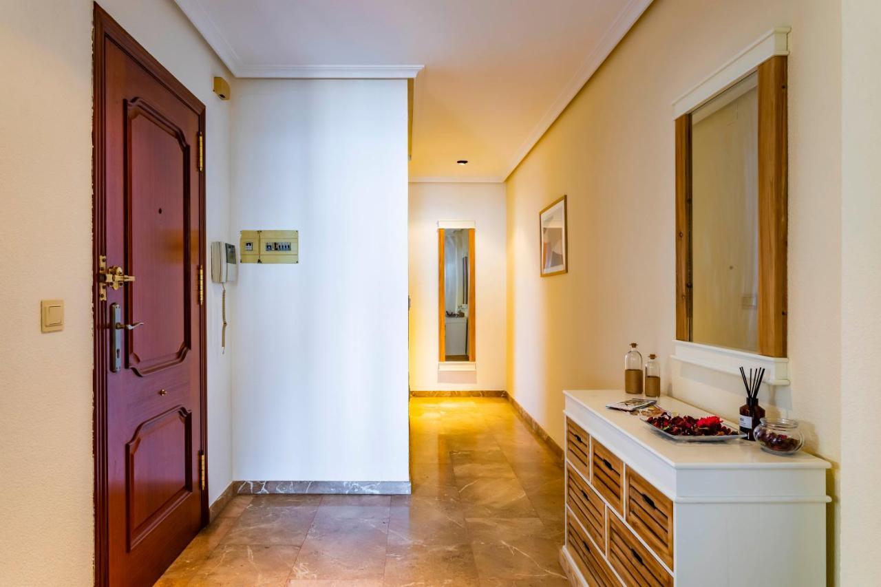 Dimora Buono Apartment Алмерия Екстериор снимка