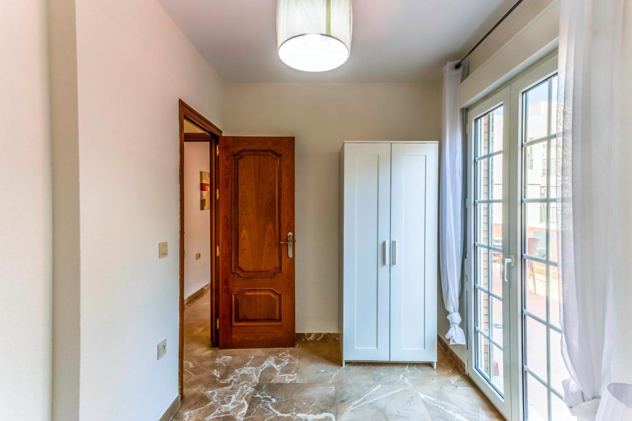 Dimora Buono Apartment Алмерия Екстериор снимка