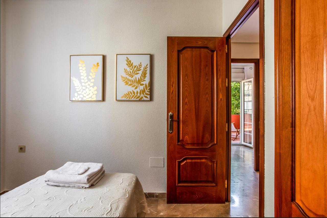Dimora Buono Apartment Алмерия Екстериор снимка